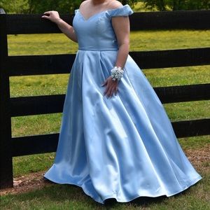 Prom Dress for sale !!!